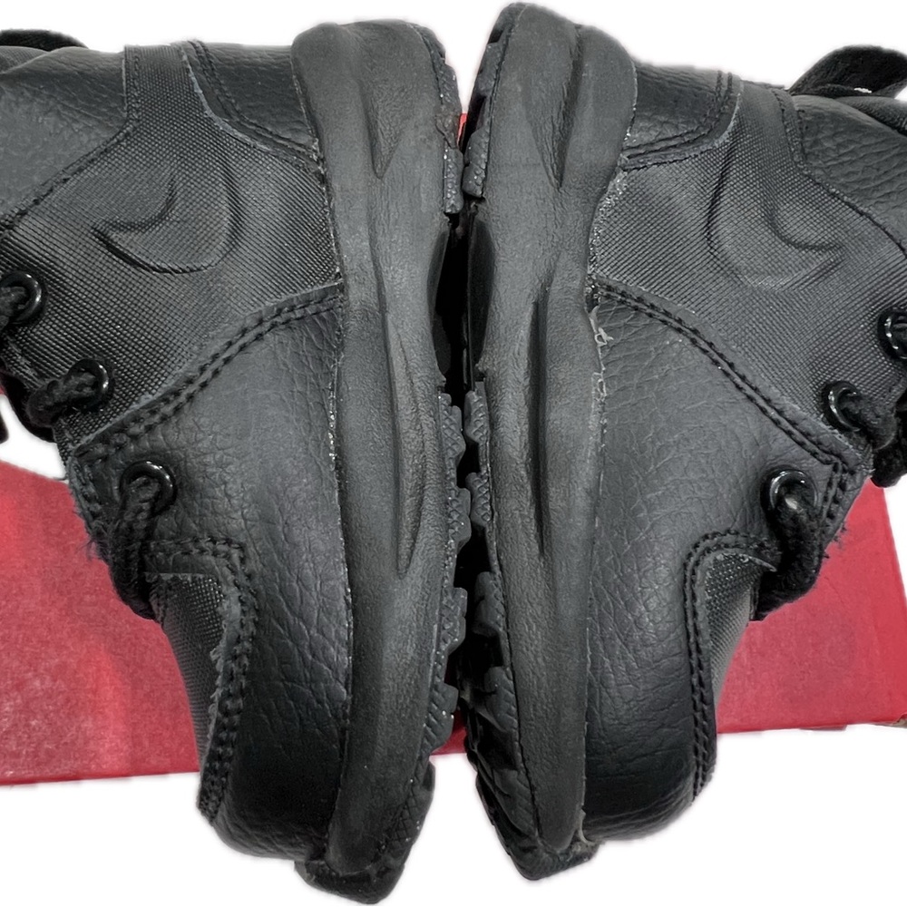 Nike Kids Black Sneakers